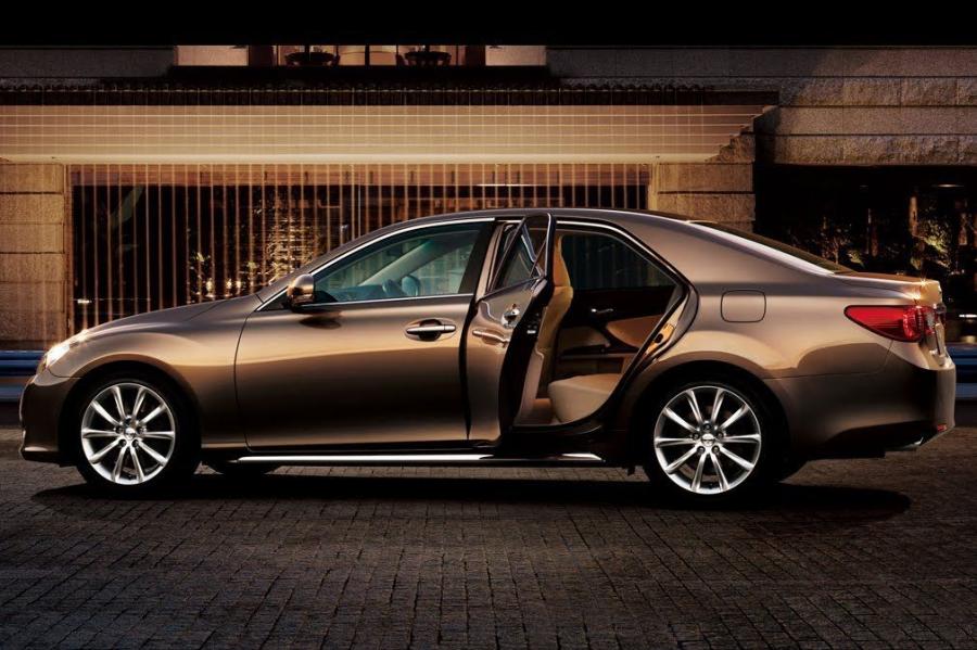  Toyota Mark-X 2010 года  (фото 43 из 50)